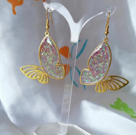 Bijou - Boucles d'oreille en résine papillon _ Sublimez votre style en tout simplicité!