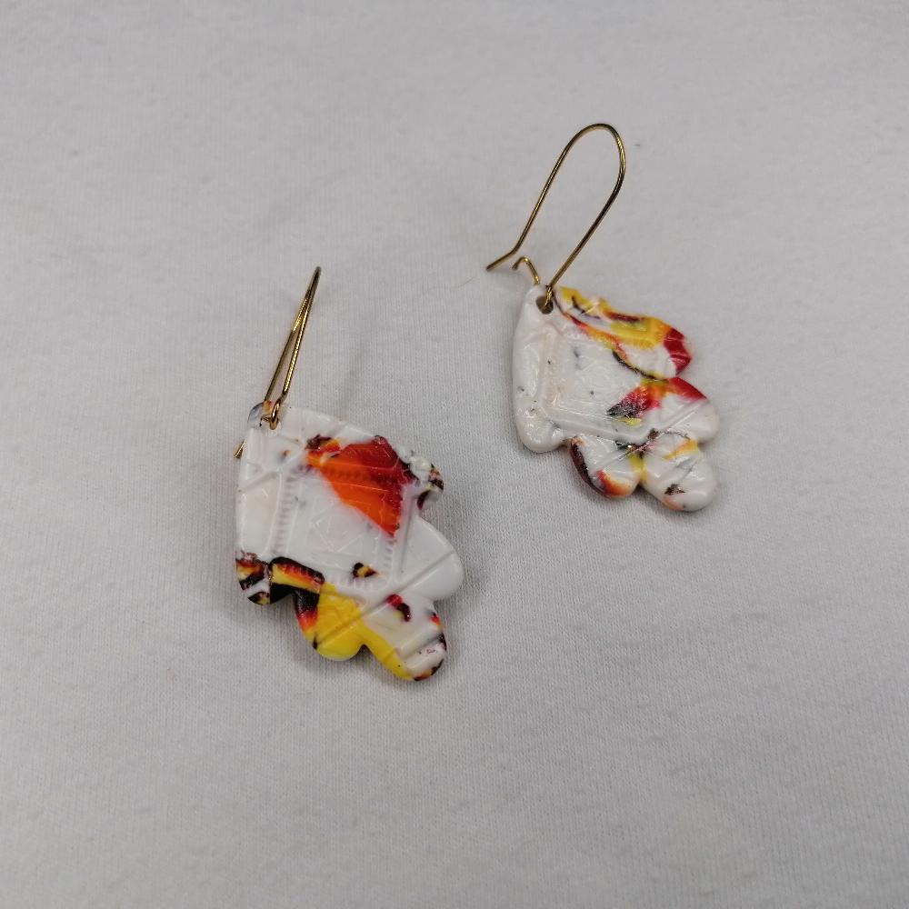 Boucle d'oreille _ "Terre de feu" 11c