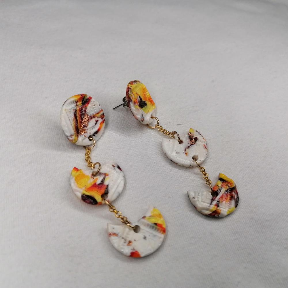 Boucle d'oreille _ "Terre de feu" 13c