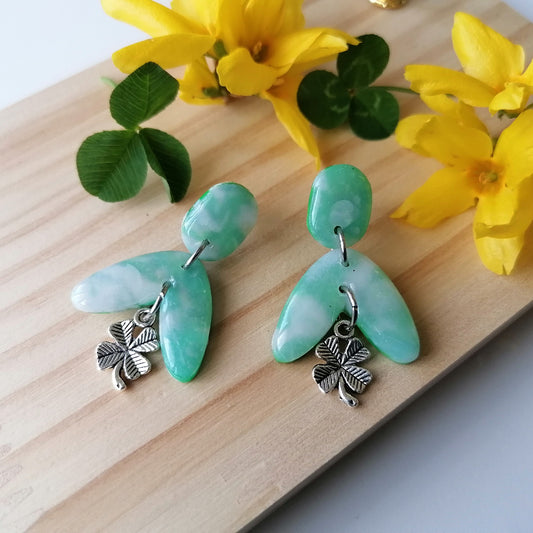 Boucle d'oreille polymère - Saint Patrick 19b